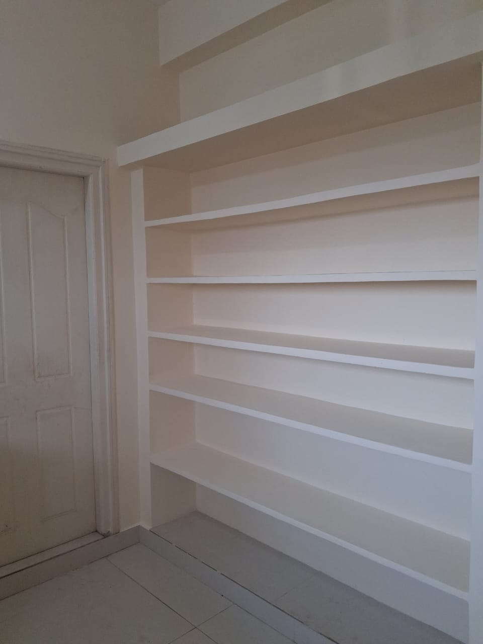 3 BHK Flat for sale in Su